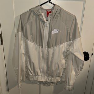 NIKE WINDBREAKER JACKET